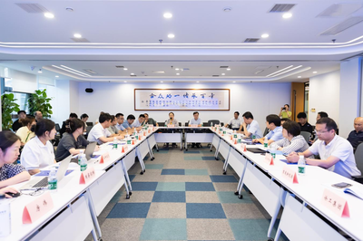 開展產(chǎn)業(yè)鏈黨建聯(lián)盟“四進四區(qū)”活動——2024江蘇軟件產(chǎn)業(yè)政策宣貫解讀環(huán)省行走進徐州